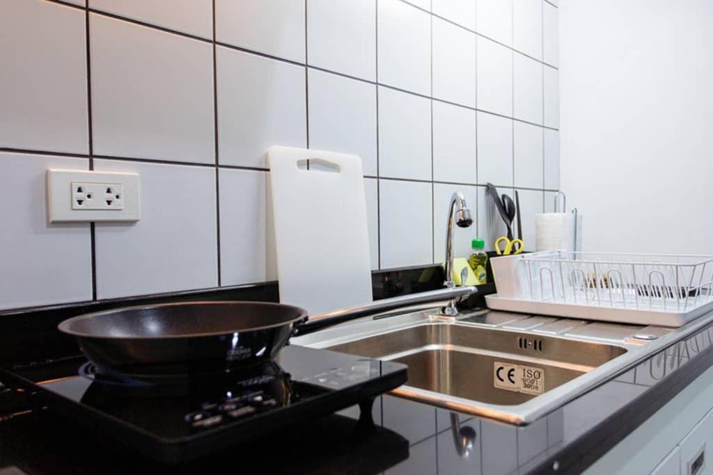 Apartamento P4 Silom Large 2Beds Full Kitchen Wifi 4-6Pax Bangkok Exterior foto